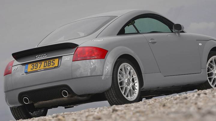 Side Back Pose Of 2003 Audi TT In Grey